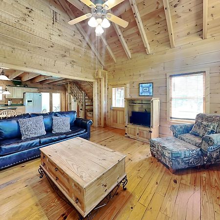 Spring View, 2 Bedrooms, WiFi, Hot Tub, Pool Table, Sleeps 6 Sevierville Buitenkant foto