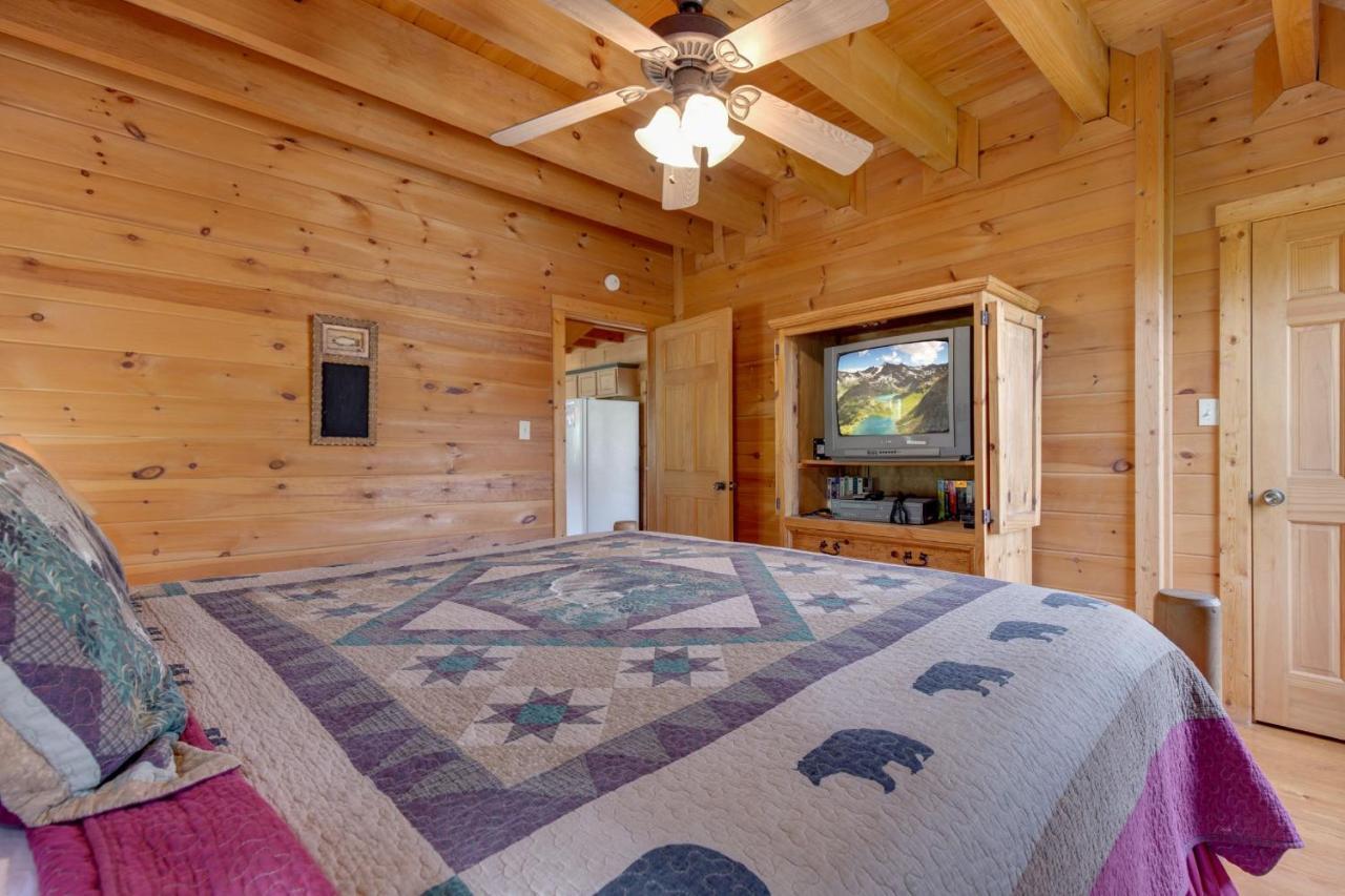 Spring View, 2 Bedrooms, WiFi, Hot Tub, Pool Table, Sleeps 6 Sevierville Buitenkant foto