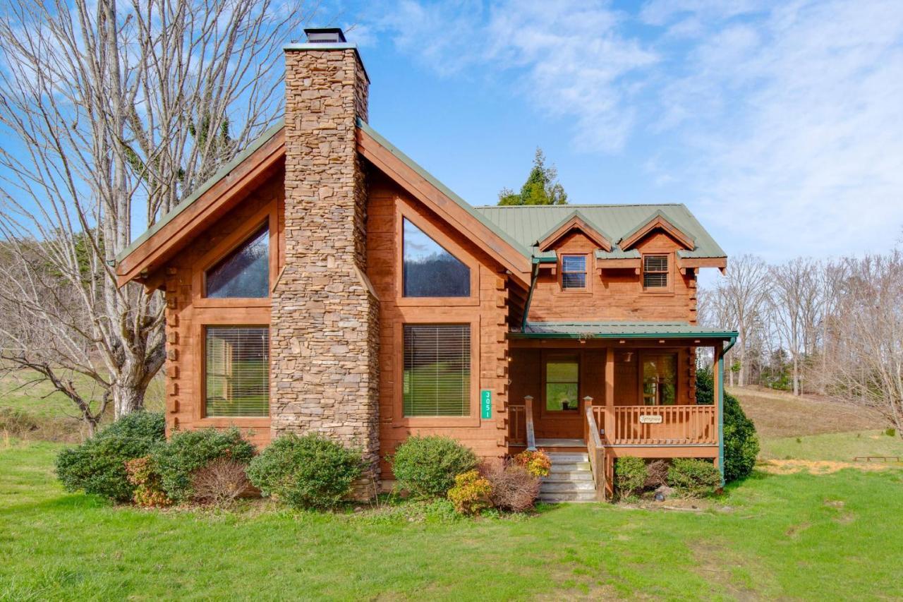 Spring View, 2 Bedrooms, WiFi, Hot Tub, Pool Table, Sleeps 6 Sevierville Buitenkant foto